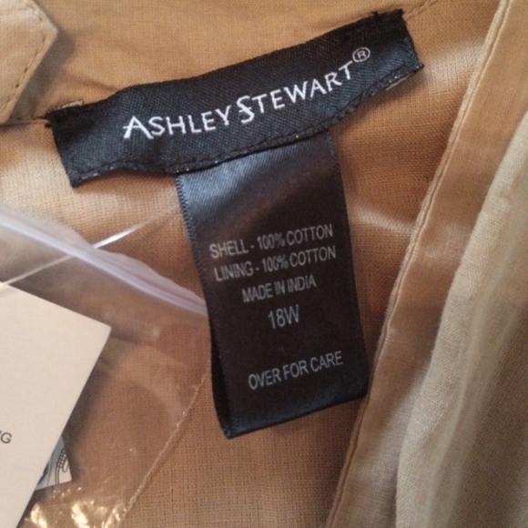 NWT Plus Size Ladies Designer Dress - Picture 6 of 17